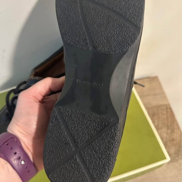 New - size 10 womens’s Naturalizer tie up shoes - Picture 3 of 4